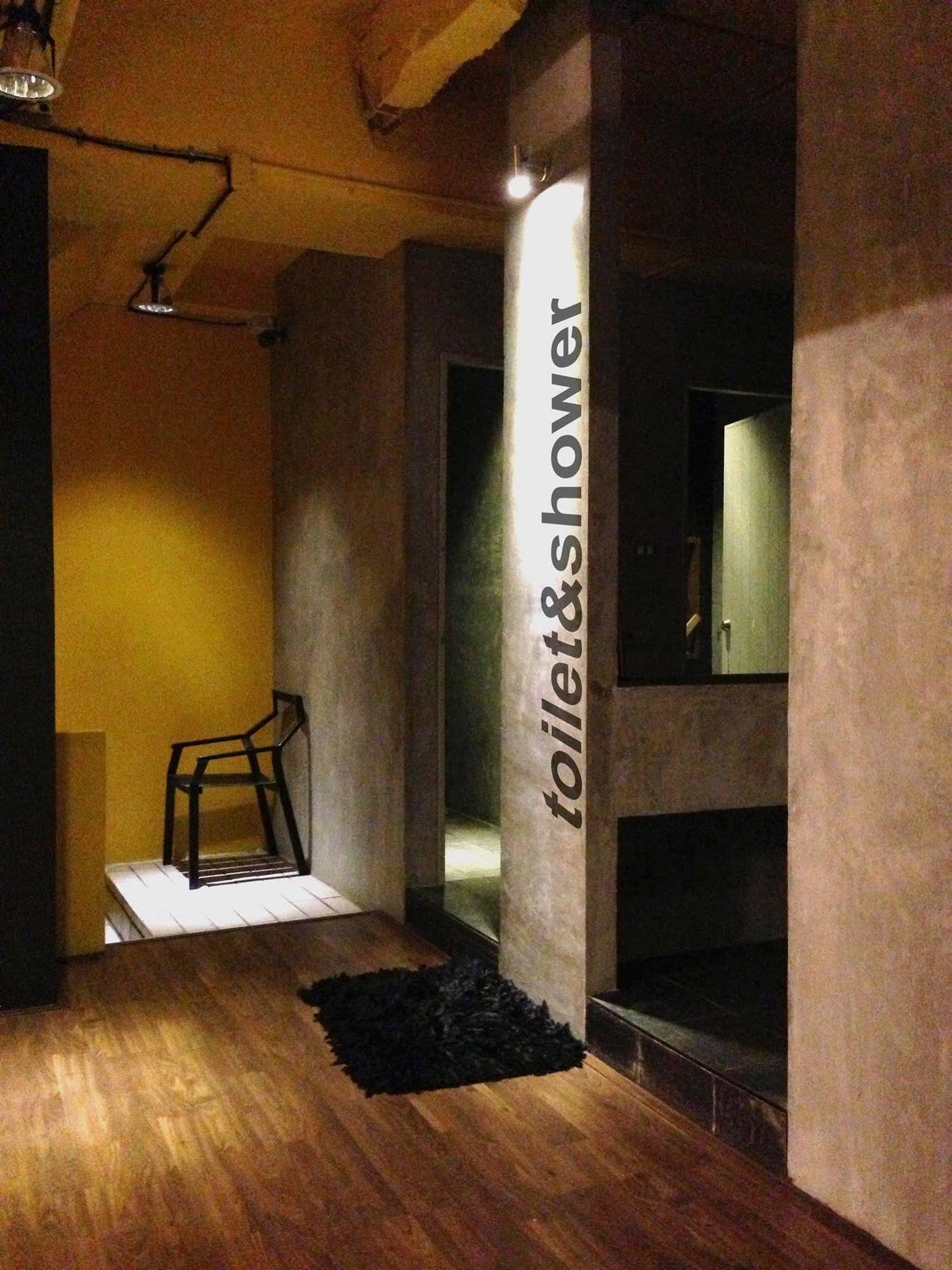 T Hostel @ Victory Monument Bangkok Exterior photo